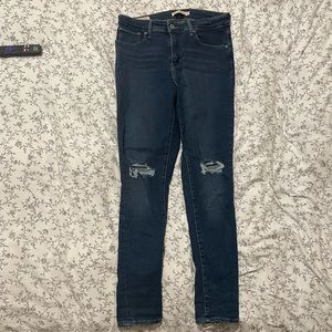 Levi’s 721 High Rose Skinny Jeans